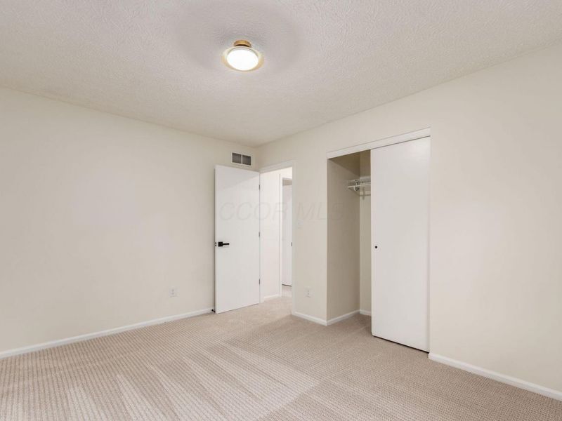 3873 Tweedsmuir Drive, Columbus, OH 43221 Photo 33