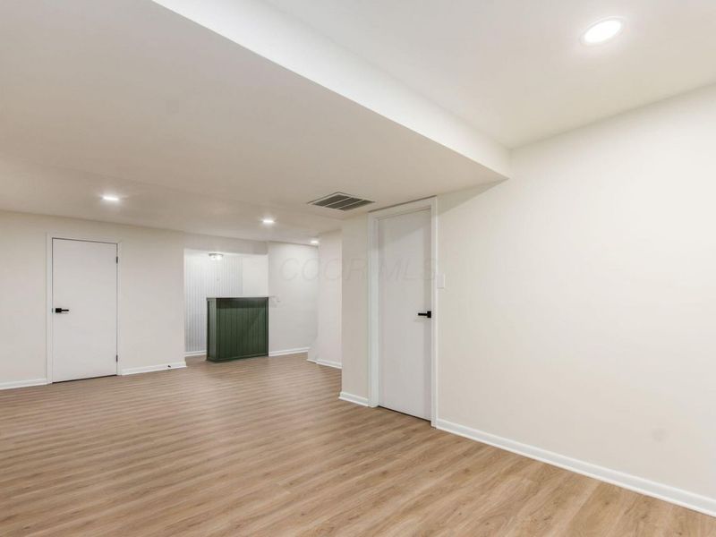 3873 Tweedsmuir Drive, Columbus, OH 43221 Photo 38