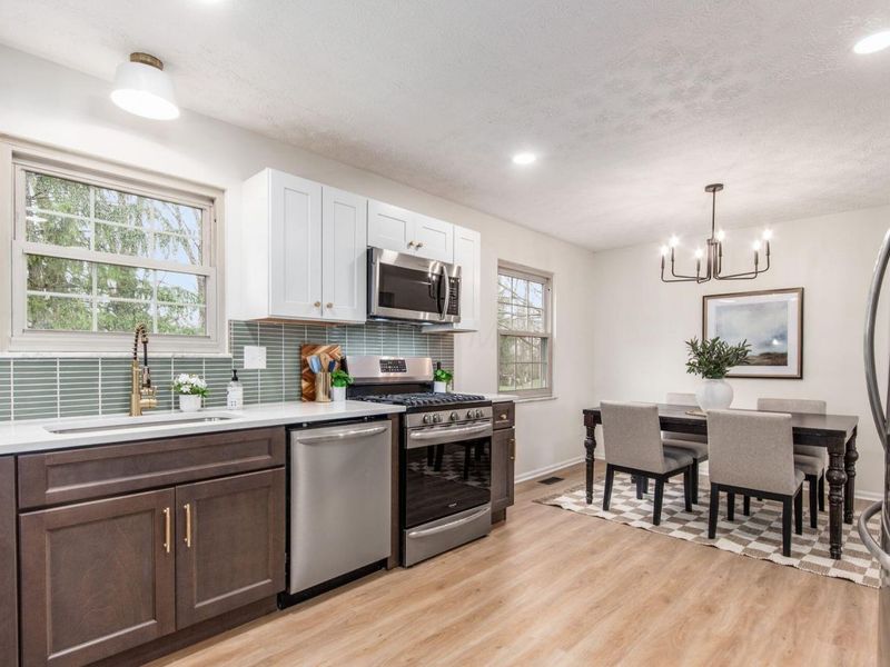 3873 Tweedsmuir Drive, Columbus, OH 43221 Photo 5