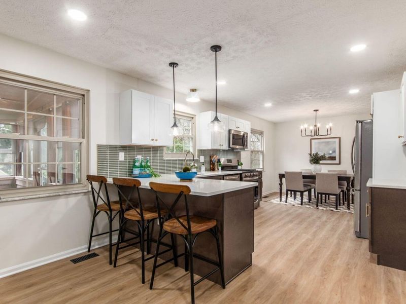 3873 Tweedsmuir Drive, Columbus, OH 43221 Photo 9