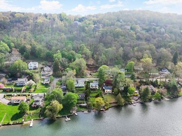 256 State Route 39, New Fairfield, CT 06812