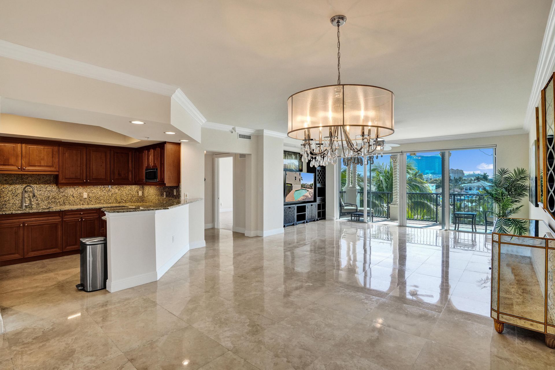 1414 SE 12th Street, Unit 3c, Fort Lauderdale, FL 33316 Photo