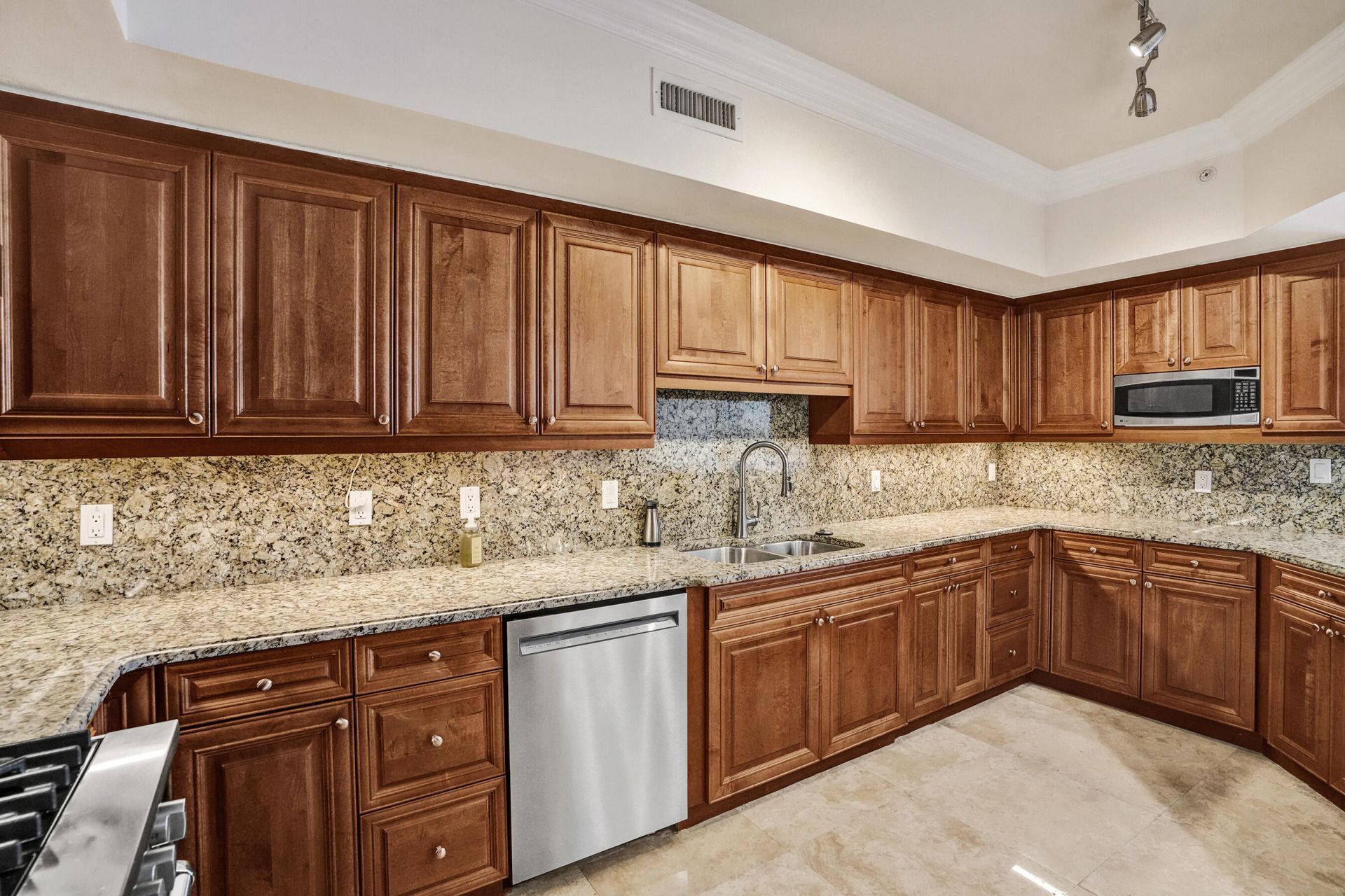 1414 SE 12th Street, Unit 3c, Fort Lauderdale, FL 33316 Photo