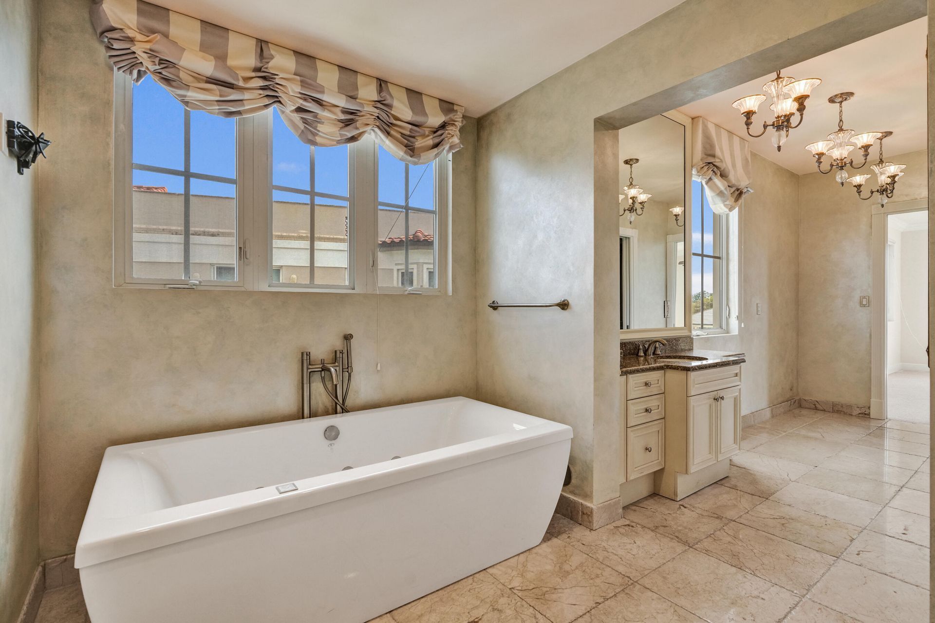 1414 SE 12th Street, Unit 3c, Fort Lauderdale, FL 33316 Photo