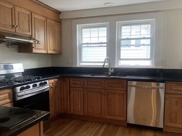 55 Elgin St, Unit 55, Newton, MA 02459