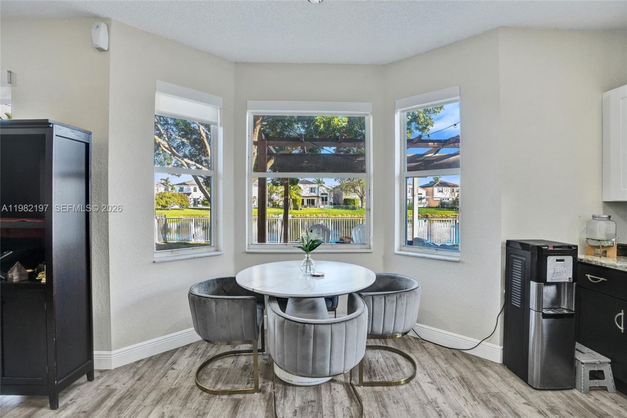 2163 NW 157th Ln , Pembroke Pines, FL 33028 Photo