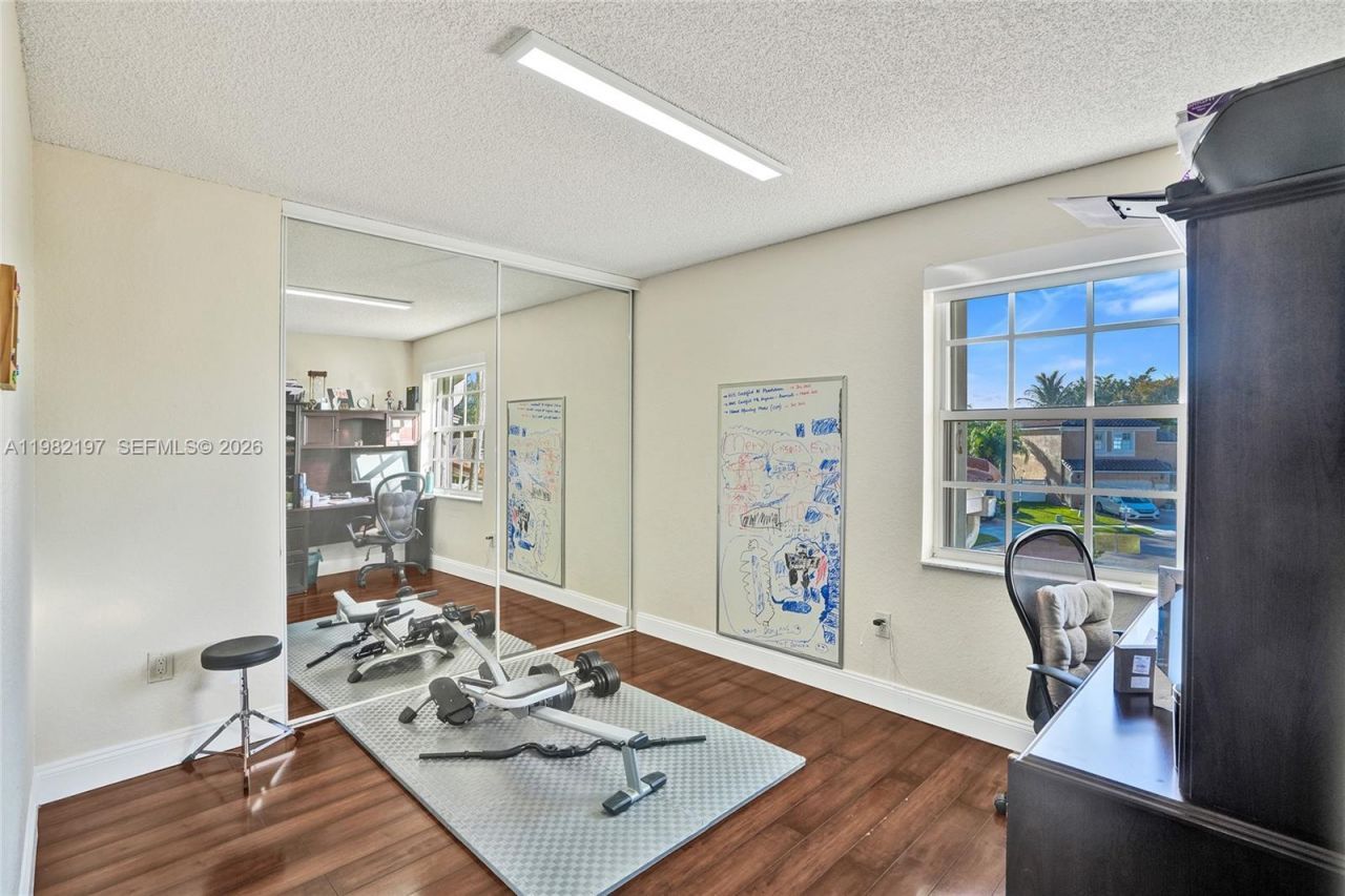 2163 NW 157th Ln , Pembroke Pines, FL 33028 Photo