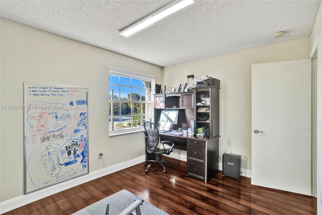 2163 NW 157th Ln, Pembroke Pines, FL 33028 Photo