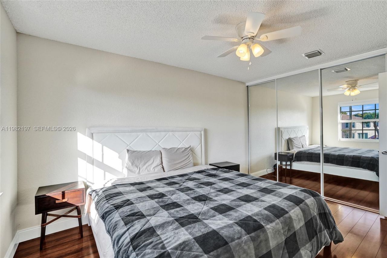 2163 NW 157th Ln , Pembroke Pines, FL 33028 Photo