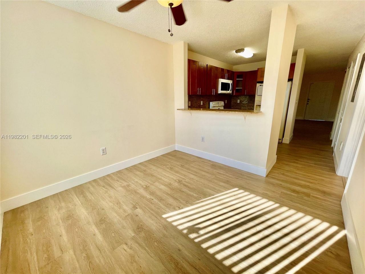 4681 NW 9th St , Unit 211, Miami, FL 33126 Photo