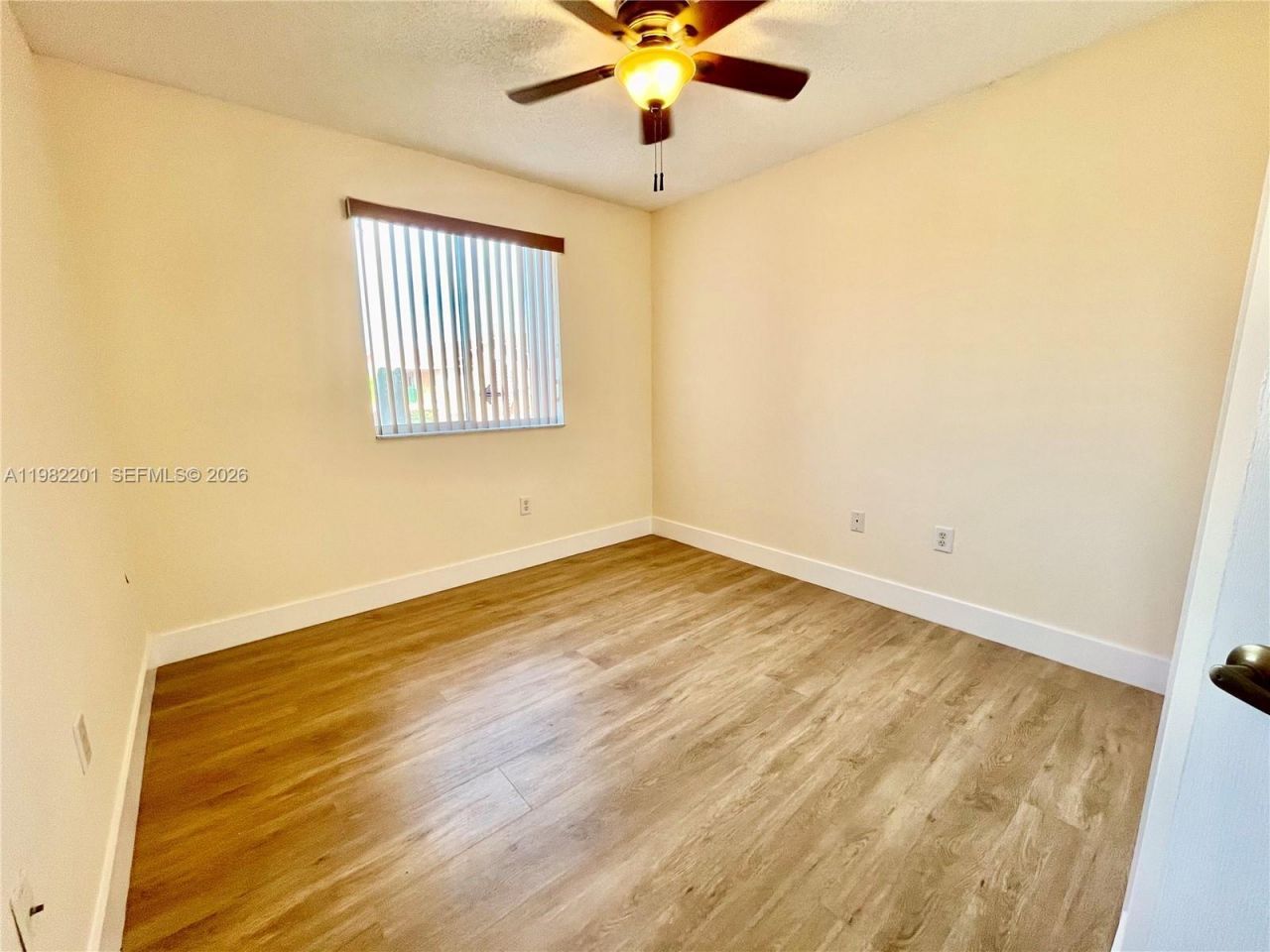 4681 NW 9th St , Unit 211, Miami, FL 33126 Photo