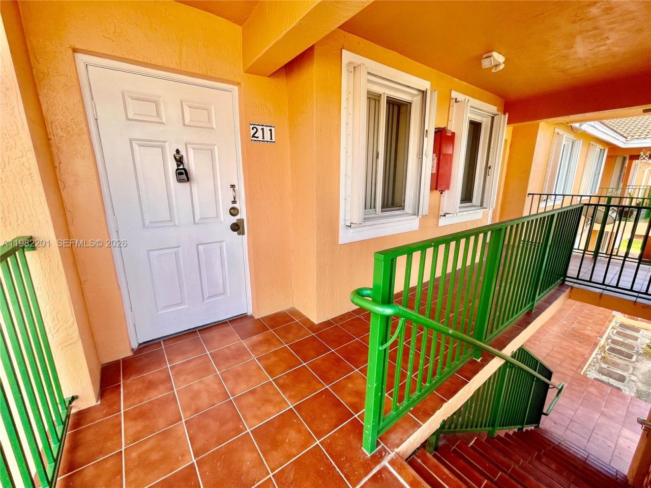 4681 NW 9th St , Unit 211, Miami, FL 33126 Photo