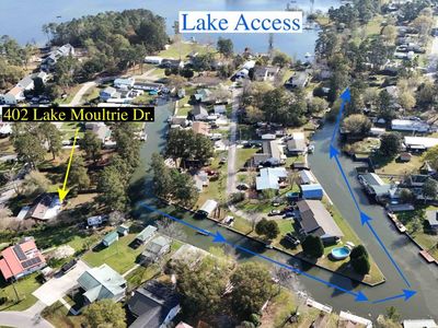 402 Lake Moultrie Drive, Bonneau, SC 29431