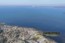 402 Lake Moultrie Drive photo 4