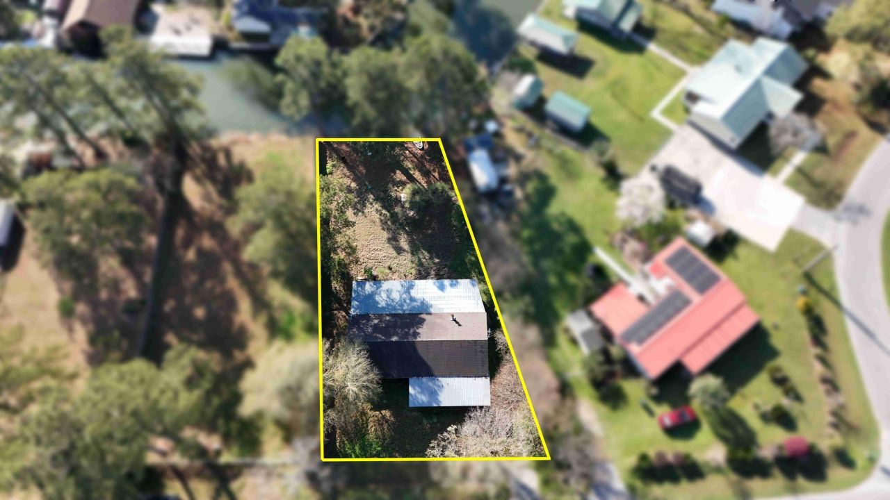 402 Lake Moultrie Drive Photo 9