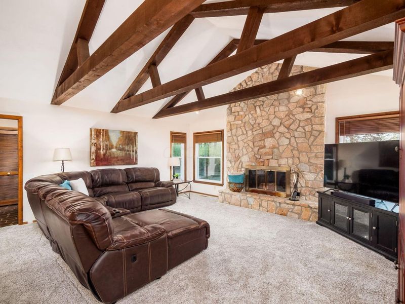 4381 Briarwood Drive, Urbana, OH 43078 Photo 4