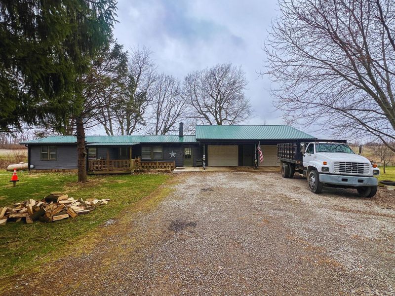 3482 Bruce Street, Bellefontaine, OH 43311 Photo 2