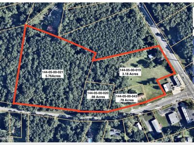 000 Embassy Drive , Summerville, SC 29483