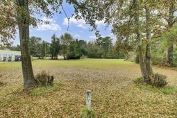 000 Embassy Drive  photo 4