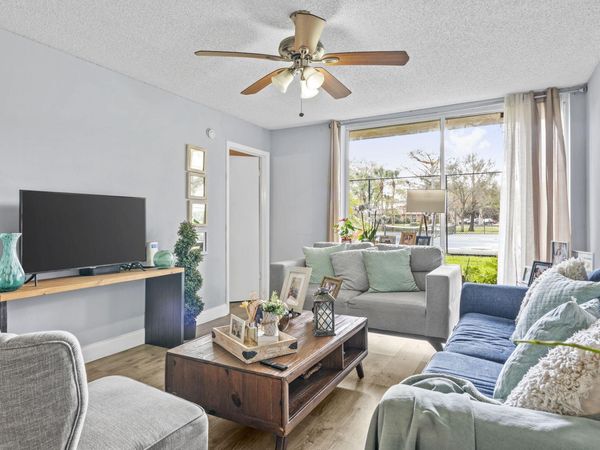 10773 Cleary Boulevard, Unit 106, Plantation, FL 33324