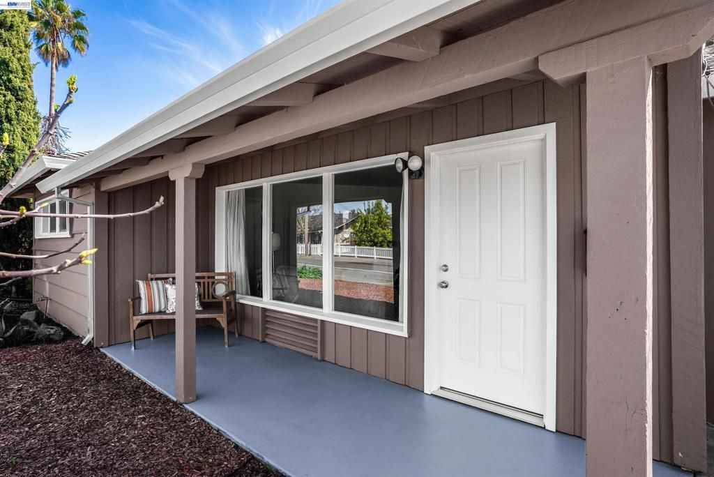 3460 Mayette Ave, Santa Rosa, CA 95405 Main Photo