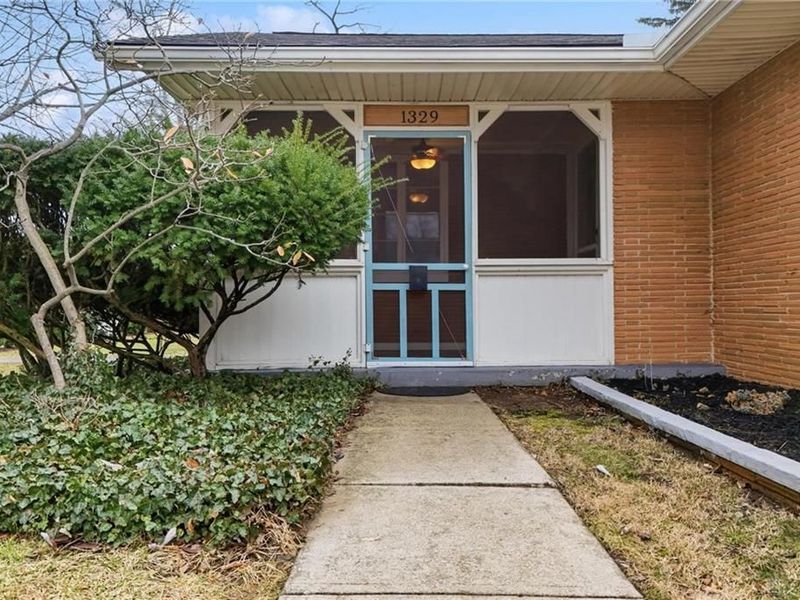 1329 Far Hills Avenue, Oakwood, OH 45419 Photo 12