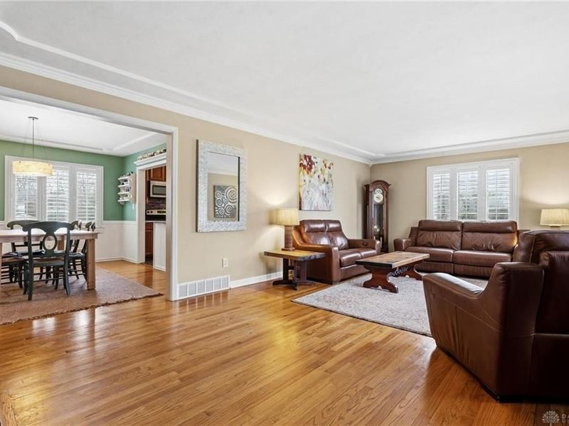 1329 Far Hills Avenue, Oakwood, OH 45419 Photo 14