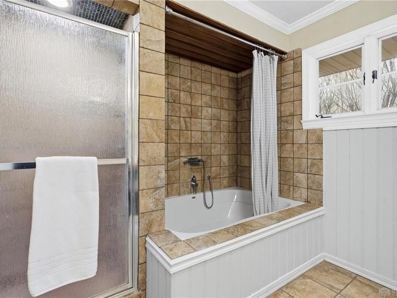 1329 Far Hills Avenue, Oakwood, OH 45419 Photo 34