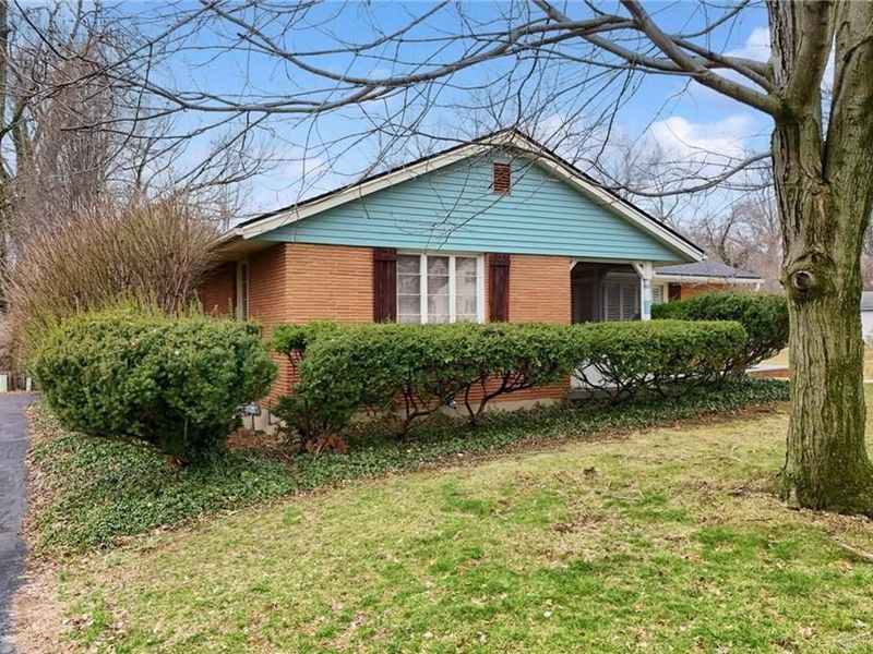 1329 Far Hills Avenue, Oakwood, OH 45419 Photo 4