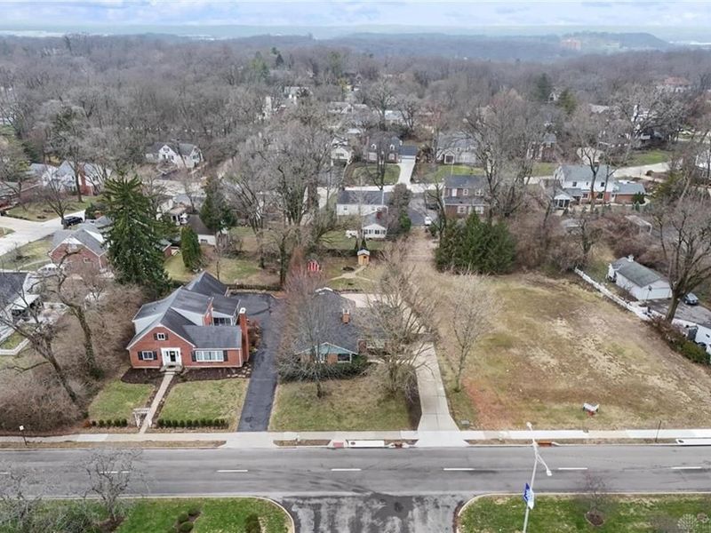 1329 Far Hills Avenue, Oakwood, OH 45419 Photo 46