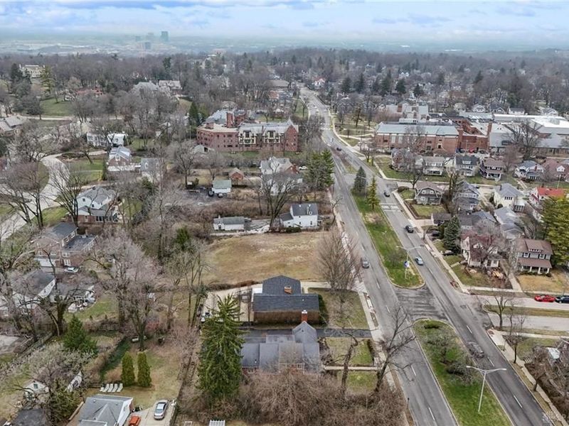 1329 Far Hills Avenue, Oakwood, OH 45419 Photo 48