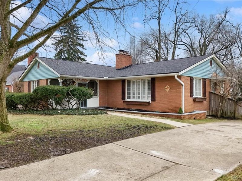 1329 Far Hills Avenue, Oakwood, OH 45419 Photo 5