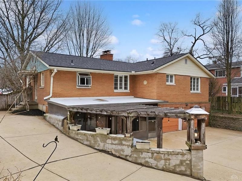 1329 Far Hills Avenue, Oakwood, OH 45419 Photo 8