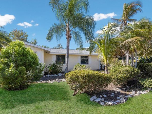 309 57TH STREET , HOLMES BEACH, FL 34217