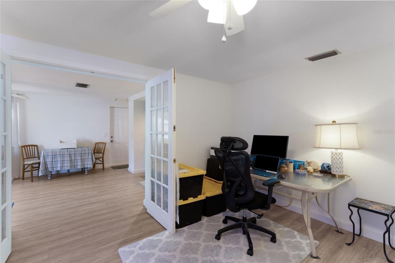 309 57th Street , Holmes Beach, FL 34217 Photo