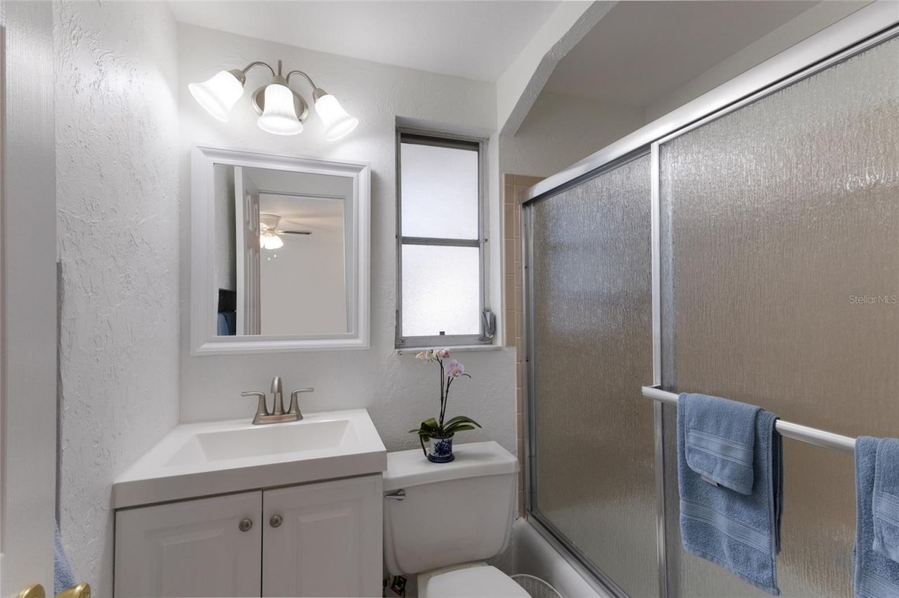 309 57th Street , Holmes Beach, FL 34217 Photo