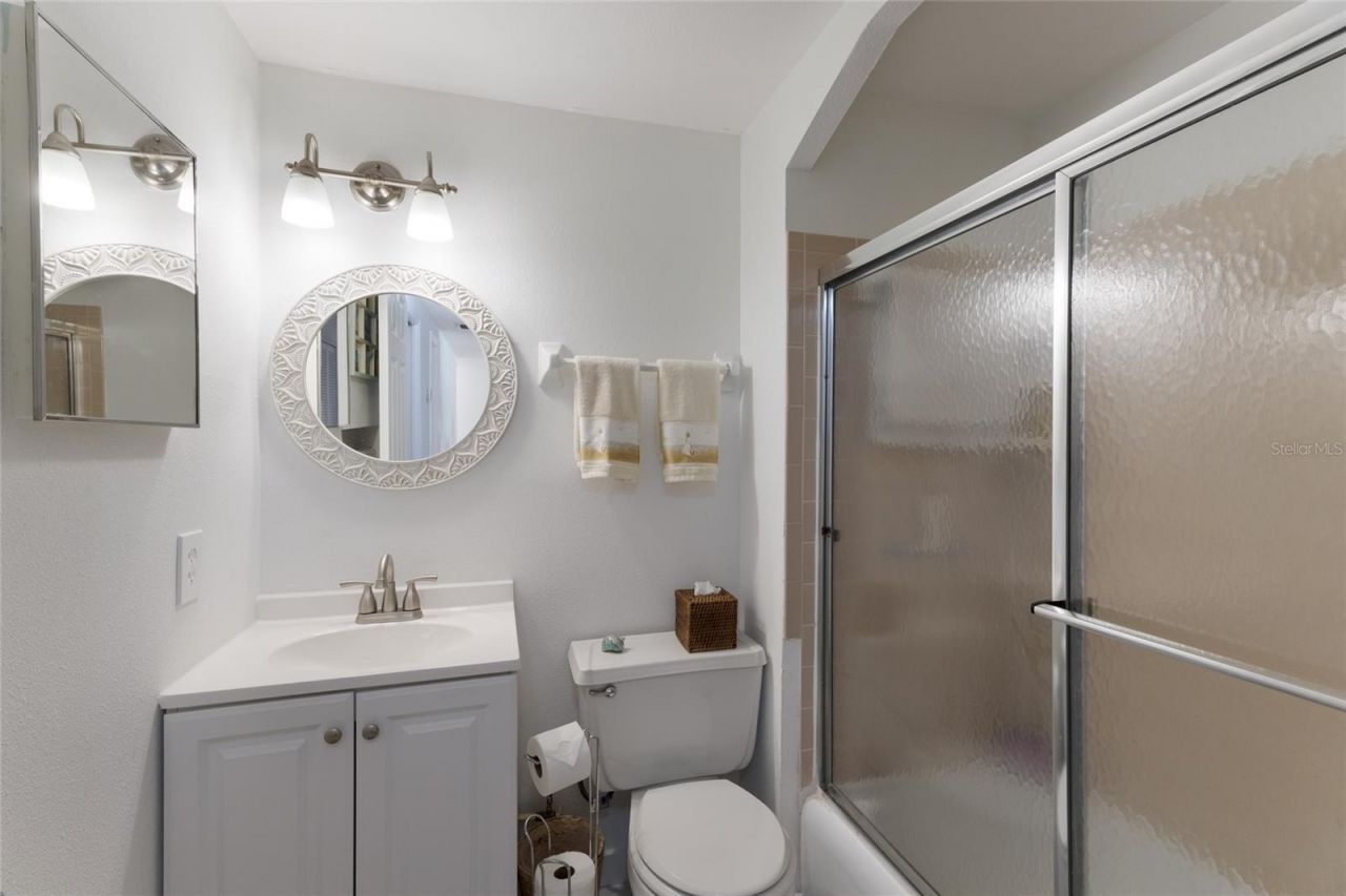 309 57th Street , Holmes Beach, FL 34217 Photo