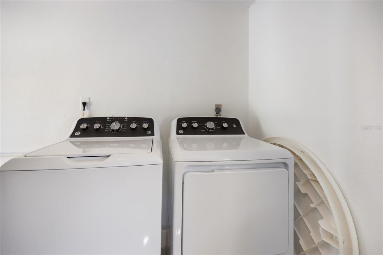 309 57th Street , Holmes Beach, FL 34217 Photo