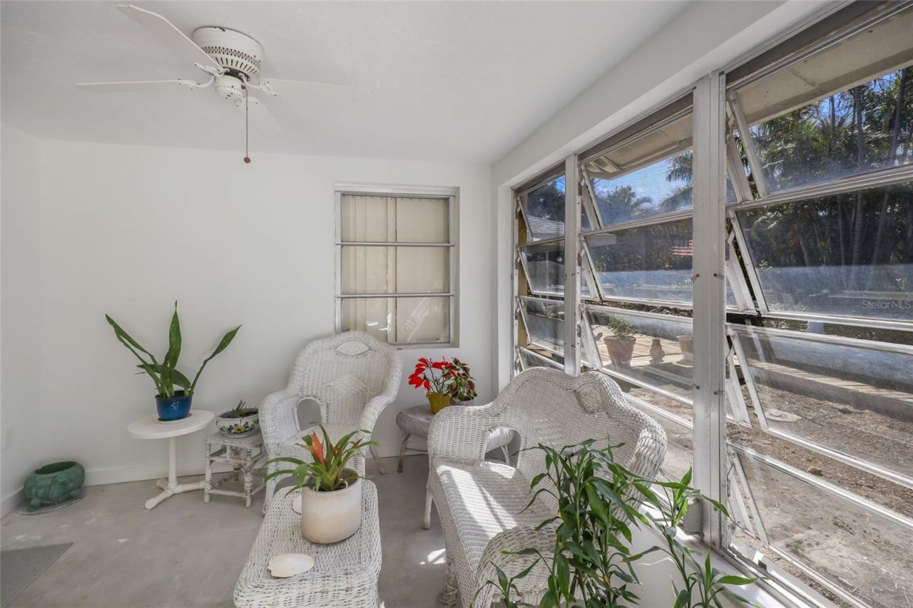 309 57th Street , Holmes Beach, FL 34217 Photo