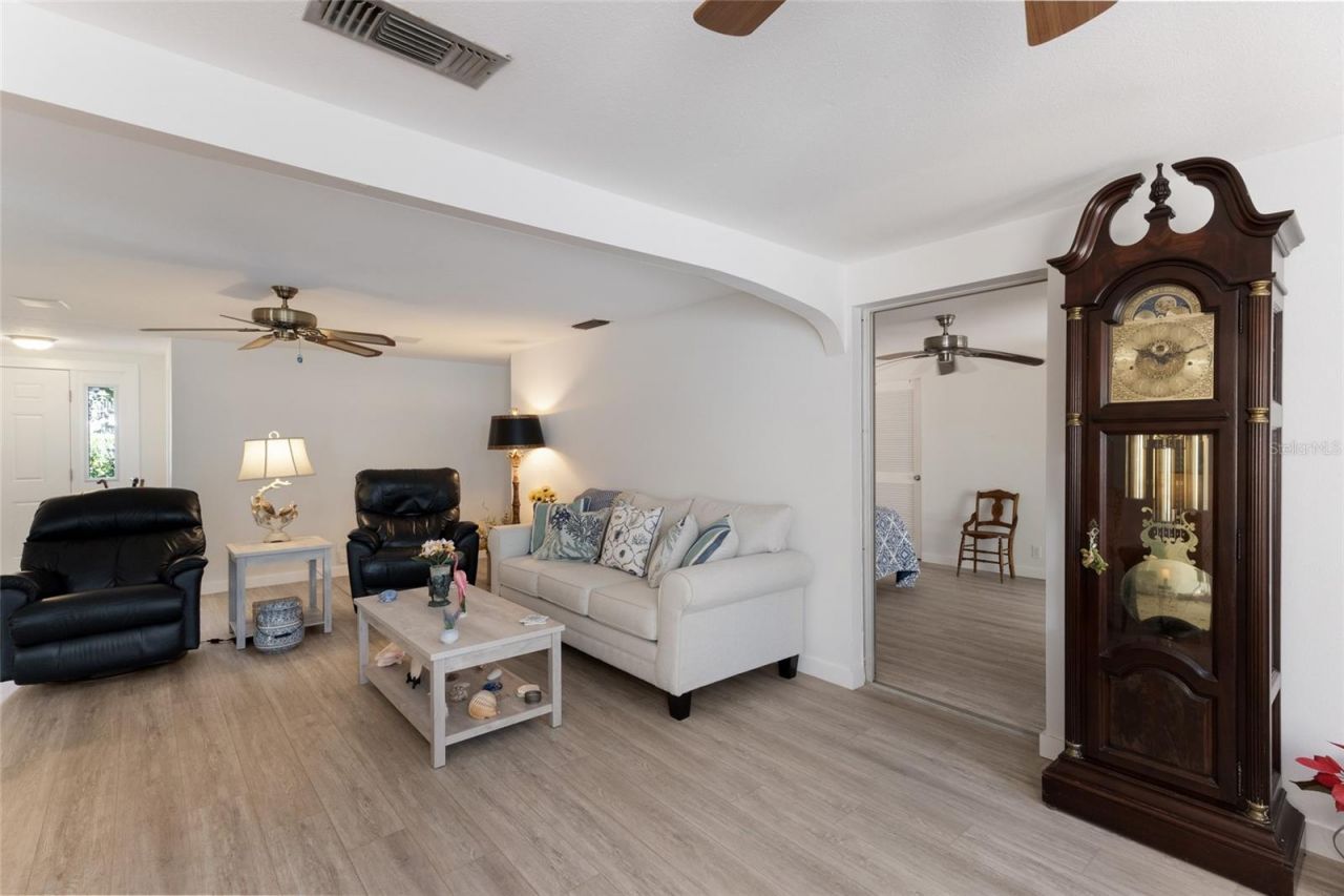 309 57th Street , Holmes Beach, FL 34217 Photo