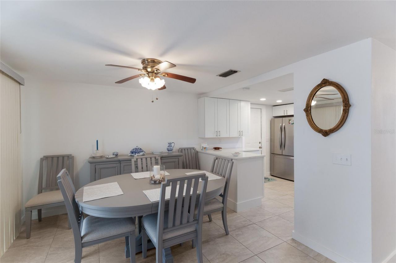 309 57th Street , Holmes Beach, FL 34217 Photo