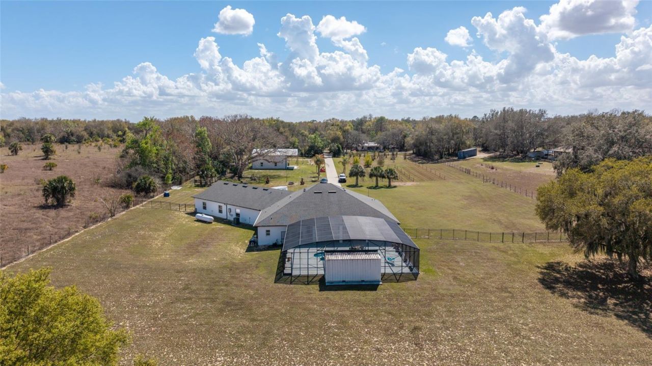 4821 Sunnyside Drive, Fruitland Park, FL 34731 Photo