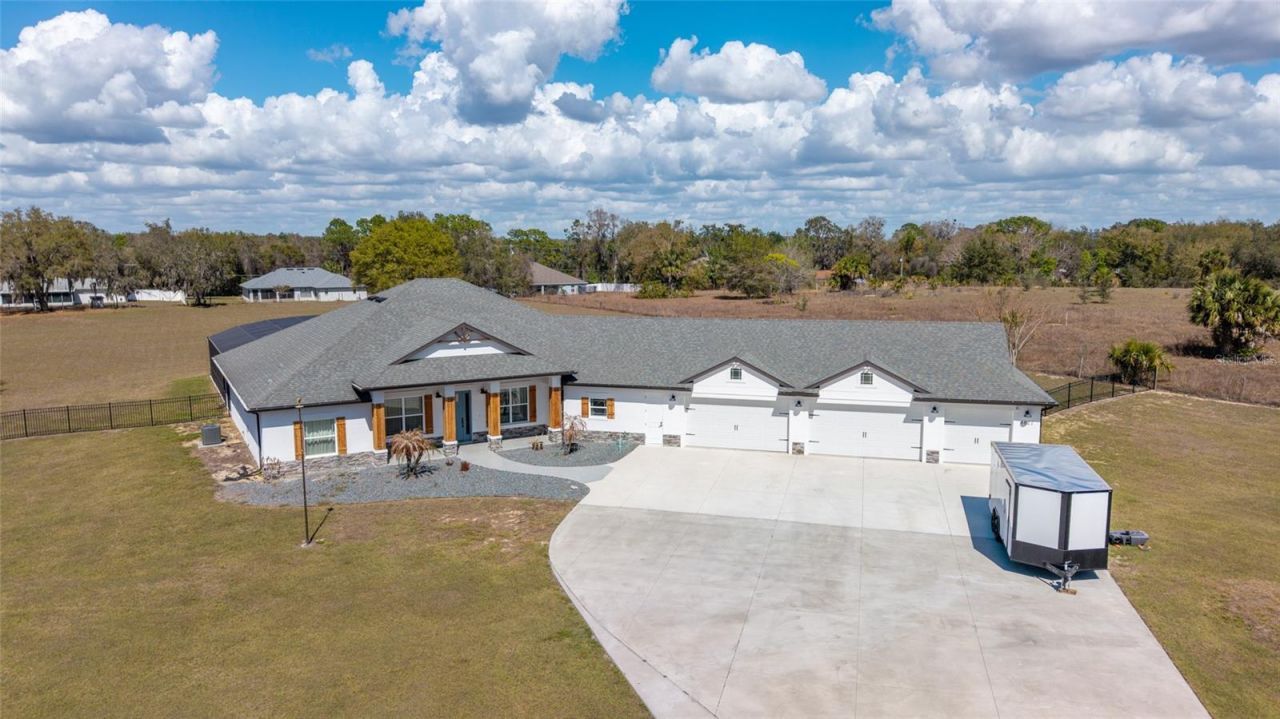 4821 Sunnyside Drive, Fruitland Park, FL 34731 Photo