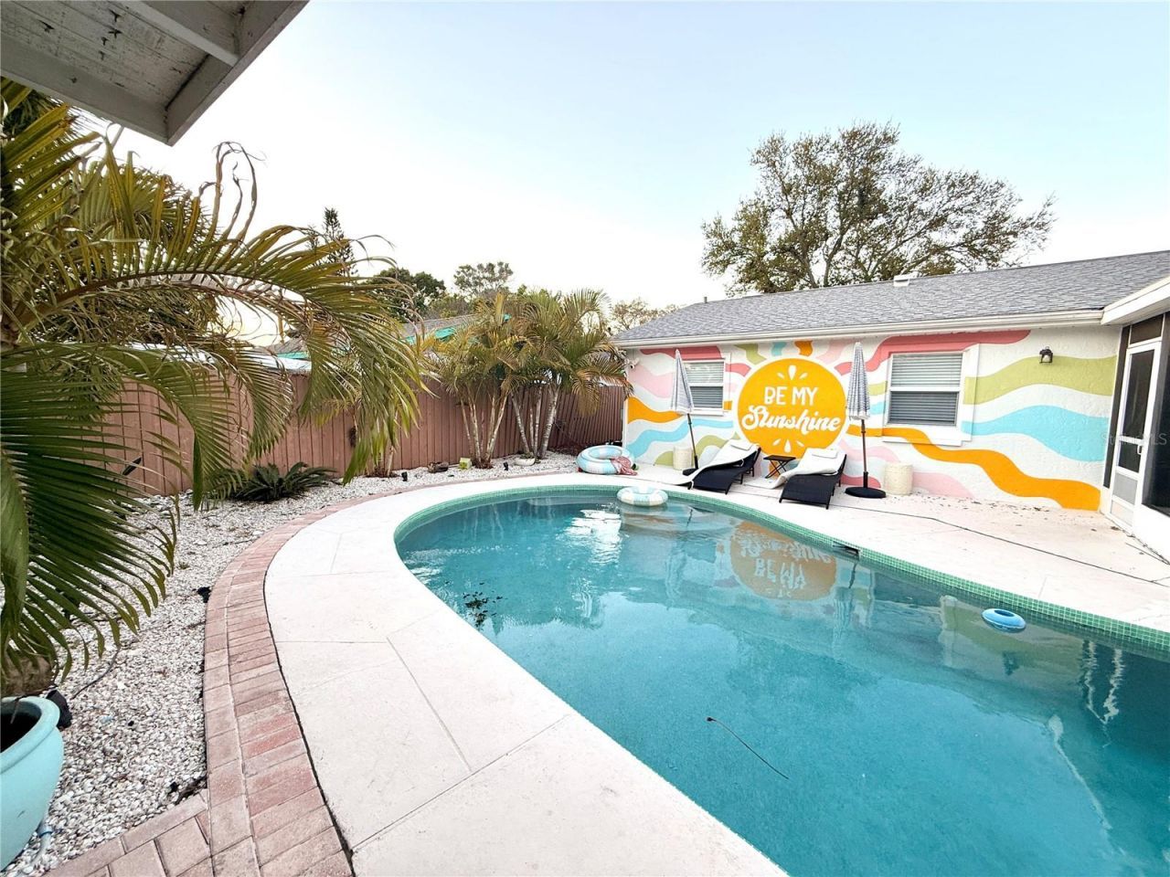7812 Powder Horn Circle, Largo, FL 33773 Photo