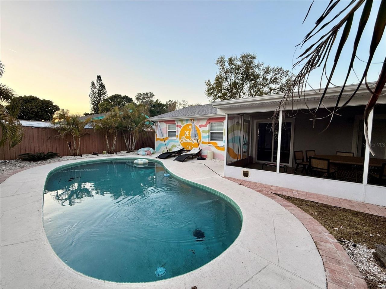 7812 Powder Horn Circle, Largo, FL 33773 Photo