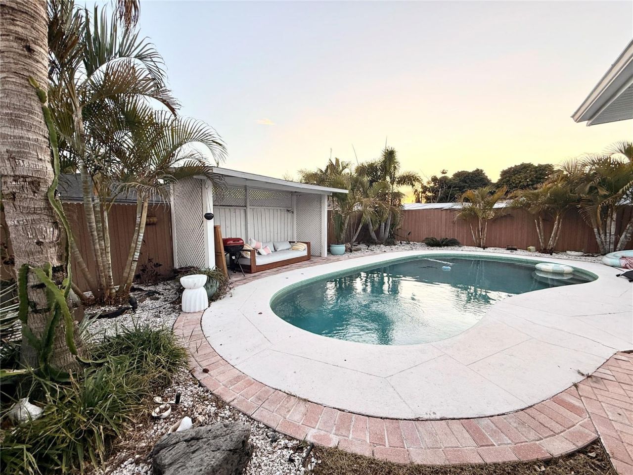 7812 Powder Horn Circle, Largo, FL 33773 Photo