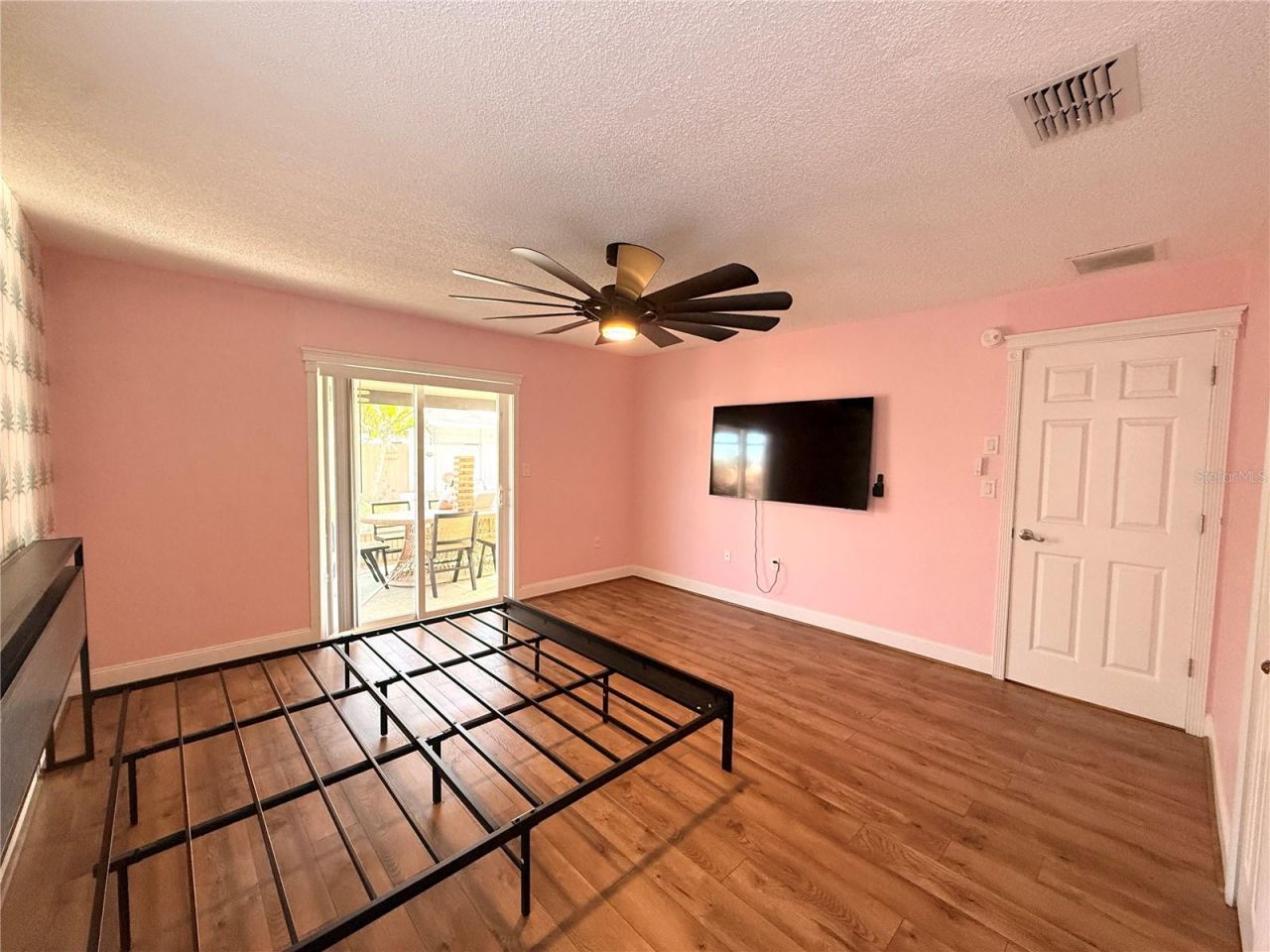 7812 Powder Horn Circle, Largo, FL 33773 Photo