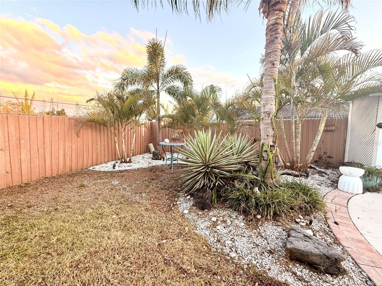 7812 Powder Horn Circle, Largo, FL 33773 Photo
