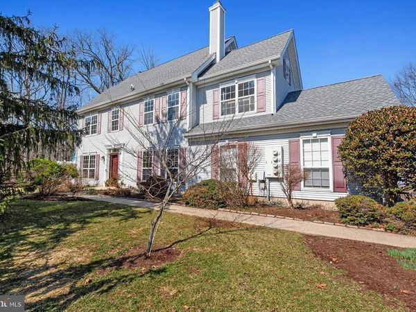 301 PEBBLE CREEK COURT, PENNINGTON, NJ 08534