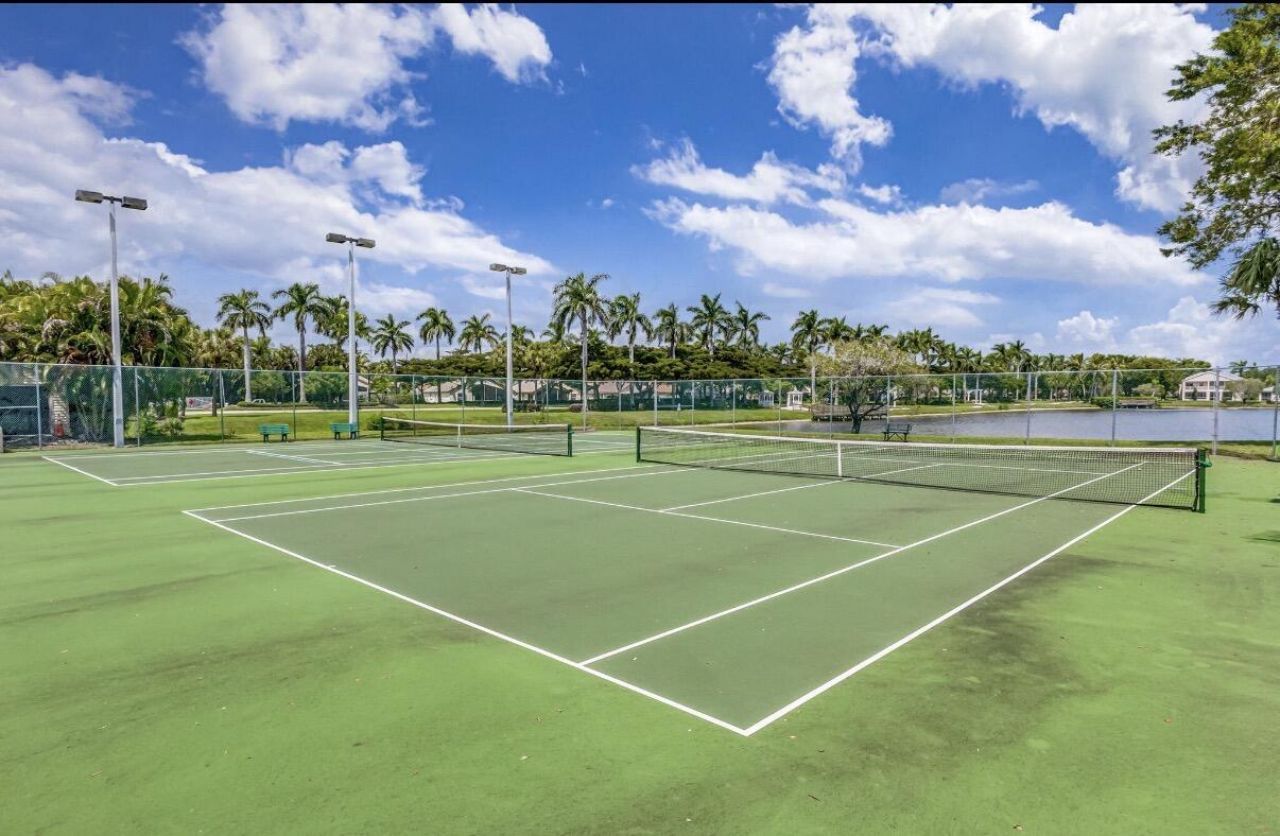 10746 Oak Bend Way, Wellington, FL 33414 Photo